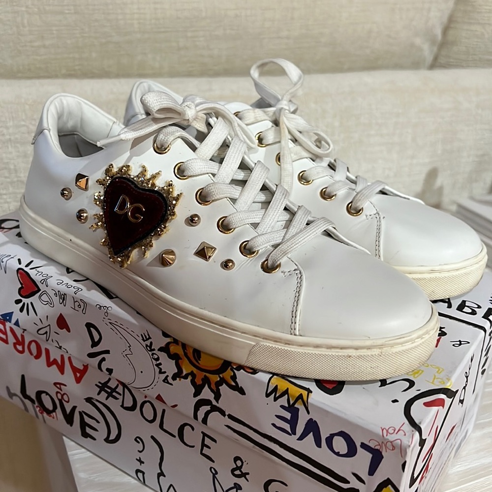 Dolce and Gabbana white sneakers with red heart logo